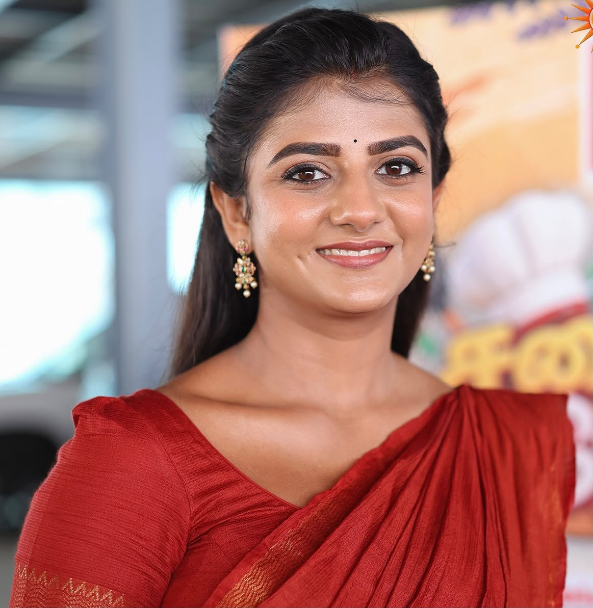 কুকোল্ড স্বামীর ট্রেন চুদাচুদি